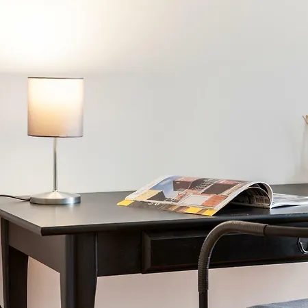Altido Charming 1br Apt With Workspace In Sao Bento * Lisboa