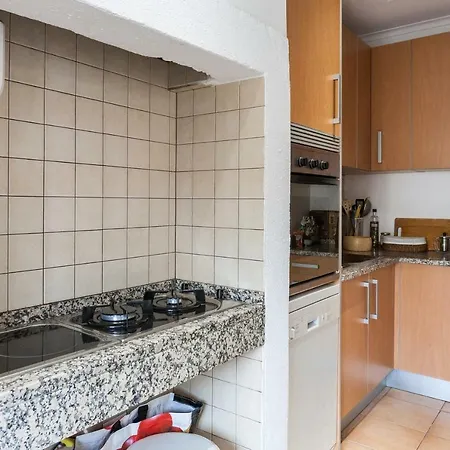 Altido Charming 1br Apt With Workspace In Sao Bento Apartamento