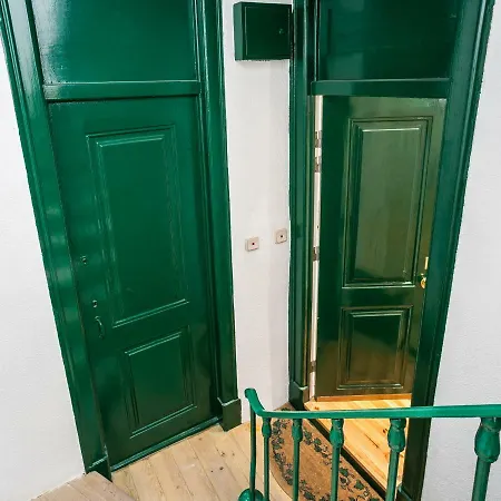 Altido Charming 1br Apt With Workspace In Sao Bento Apartamento Lisboa
